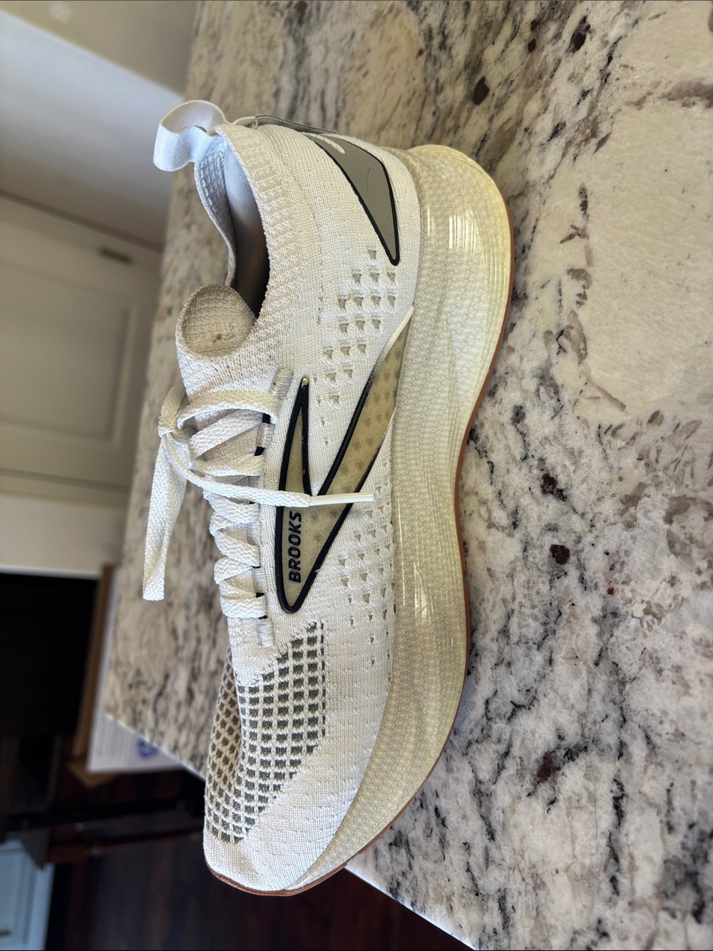 Women’s Brooks Levitate 6. White Knit Running Sneakers - Lightweight Comfort - Picture 5 of 11